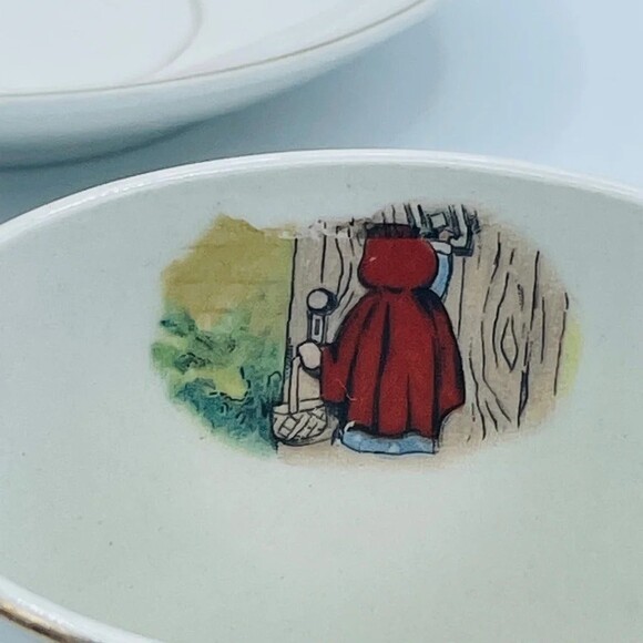 Vintage Little Red Riding Hood & Big Bad Wolf Decorated China Tea Cup & Saucer - Picture 5 of 9